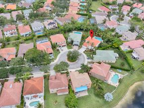 4209 Pinewood Ln, Weston FL 33331