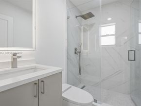 13911 SW 100th Ln, Miami FL 33186