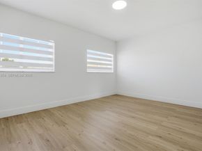 13911 SW 100th Ln, Miami FL 33186