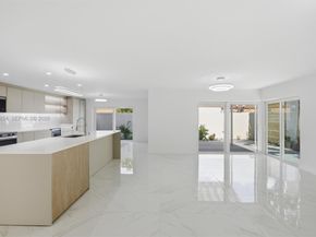 13911 SW 100th Ln, Miami FL 33186