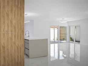 13911 SW 100th Ln, Miami FL 33186