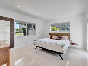 2506 NE 30th St, Fort Lauderdale FL 33306