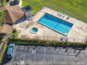 9770 NW 15th St 293, Pembroke Pines FL 33024