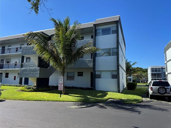 8330 Sands Point Blvd N210, Tamarac FL 33321