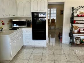 3440 NE 170th St, North Miami Beach FL 33160