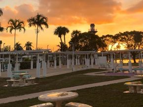 2964 Harbor Ln, Fort Lauderdale FL 33312