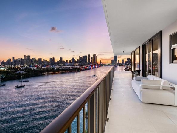 1000 Venetian Way 1004, Miami FL 33139