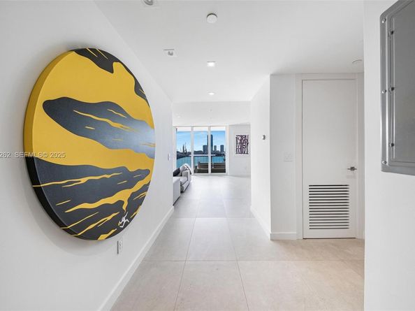 1000 Venetian Way 1004, Miami FL 33139