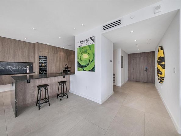 1000 Venetian Way 1004, Miami FL 33139