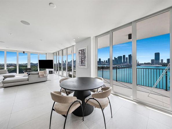 1000 Venetian Way 1004, Miami FL 33139