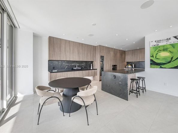 1000 Venetian Way 1004, Miami FL 33139