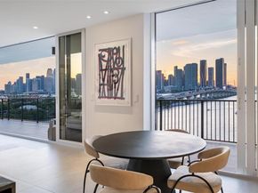 1000 Venetian Way 1004, Miami FL 33139