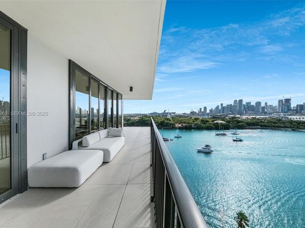 1000 Venetian Way 1004, Miami FL 33139