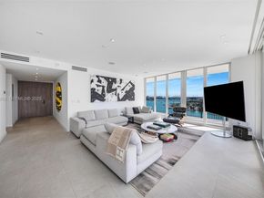 1000 Venetian Way 1004, Miami FL 33139