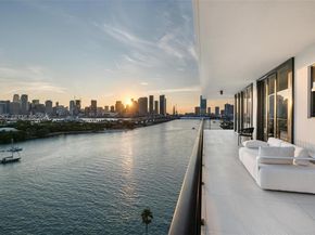 1000 Venetian Way 1004, Miami FL 33139