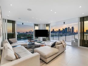 1000 Venetian Way 1004, Miami FL 33139