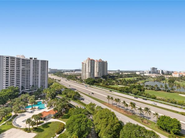 3300 NE 192nd St 1603, Aventura FL 33180