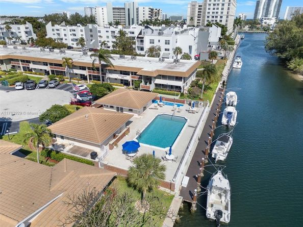 1340 NE 28th Ave 244, Pompano Beach FL 33062