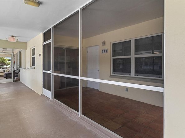 1340 NE 28th Ave 244, Pompano Beach FL 33062