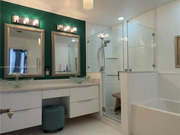 3001 NE 185th St 532, Aventura FL 33180