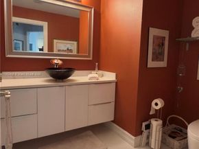 3001 NE 185th St 532, Aventura FL 33180