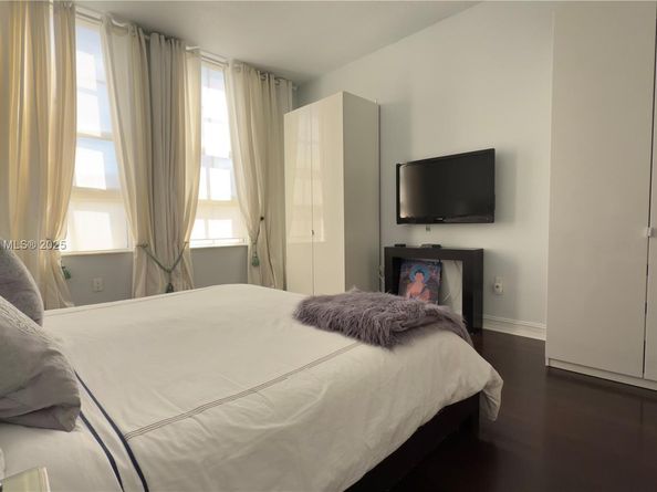 3001 NE 185th St 532, Aventura FL 33180