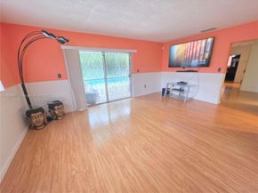 21 NE 161st, Miami FL 33162