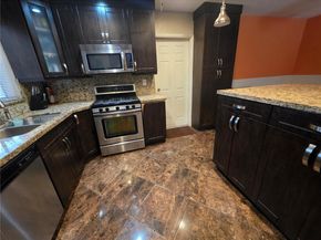 21 NE 161st, Miami FL 33162