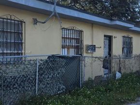 1511 NW 64th St, Miami FL 33147