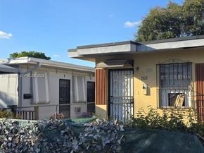 1511 NW 64th St, Miami FL 33147