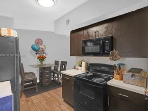 3500 SW 37th St, West Park FL 33023