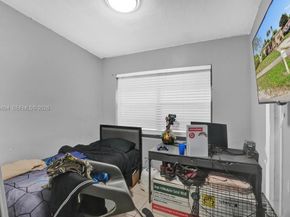 3500 SW 37th St, West Park FL 33023