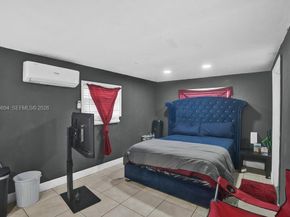 3500 SW 37th St, West Park FL 33023