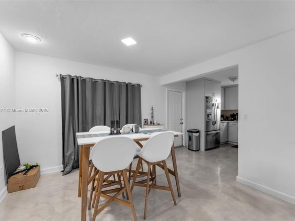 8811 SW 128th St, Miami FL 33176