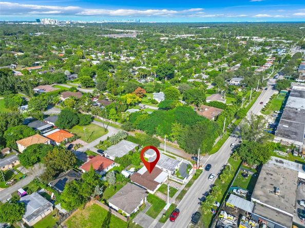 8811 SW 128th St, Miami FL 33176
