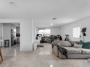8811 SW 128th St, Miami FL 33176