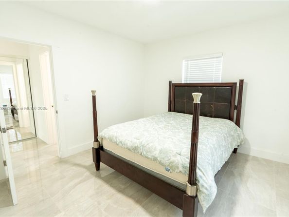 7115 Rue Granville, Miami Beach FL 33141