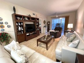 7775 Yardley Dr 409, Tamarac FL 33321