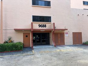 9688 Fontainebleau Blvd 504, Miami FL 33172