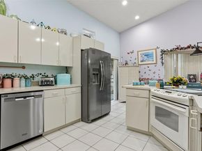 7891 NW 90th Ave, Tamarac FL 33321