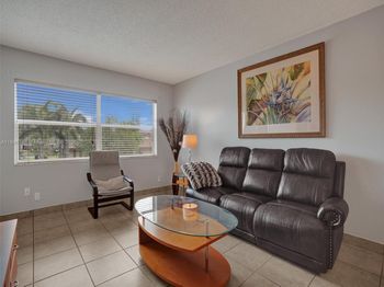 3506 NW 49th Ave
