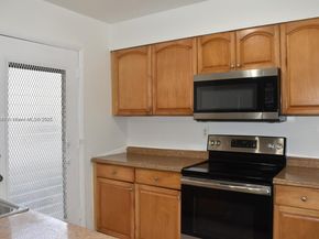 9150 NW 38th Dr 110, Coral Springs FL 33065