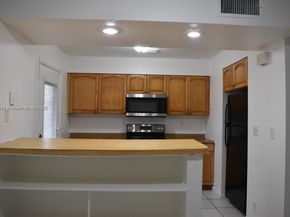 9150 NW 38th Dr 110, Coral Springs FL 33065