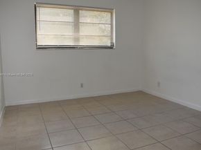 9150 NW 38th Dr 110, Coral Springs FL 33065