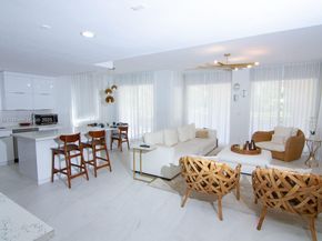 19217 Fisher Island Dr 19217, Miami Beach FL 33109