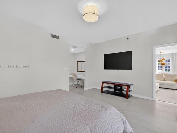 19217 Fisher Island Dr 19217, Miami Beach FL 33109