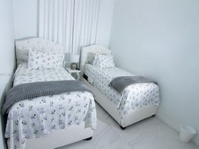 19217 Fisher Island Dr 19217, Miami Beach FL 33109