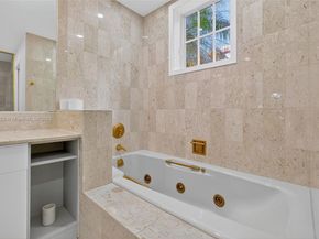 19217 Fisher Island Dr 19217, Miami Beach FL 33109