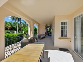 19217 Fisher Island Dr 19217, Miami Beach FL 33109