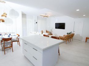 19217 Fisher Island Dr 19217, Miami Beach FL 33109